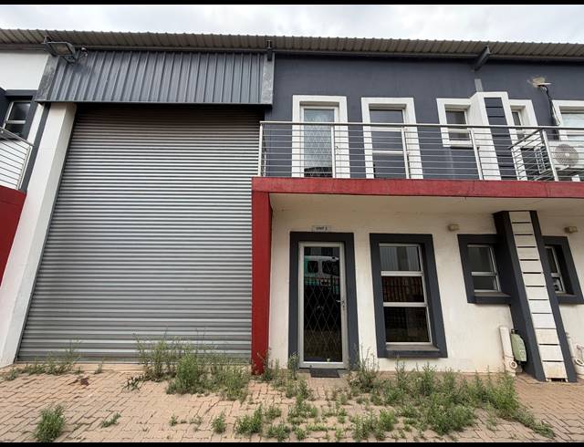 154M² WAREHOUSE TO LET IN CHLOORKOP